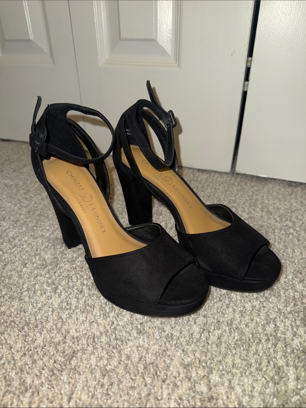 Like New Chinese Laundry Black Suede Ankle-Strap Block Heel Sandals